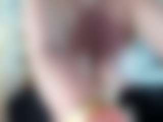 Live cam show with Danna38topless - Facial Piercings on Instabang