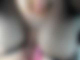 Danna38topless's Live Sex Cam Show