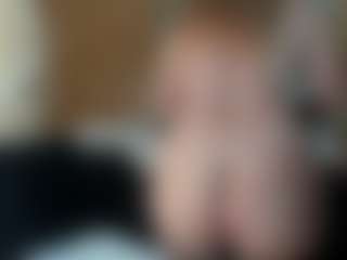 Danna38topless's Live Sex Cam Show