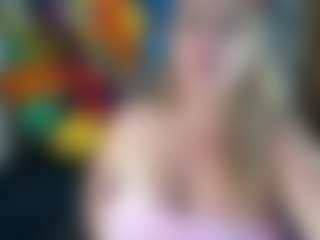 Danna38topless's Live Sex Cam Show