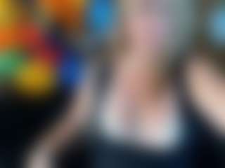 Danna38topless's Live Sex Cam Show