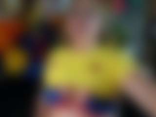 Live cam show with Danna38topless - Blonde Hair MILF on Dolls Live
