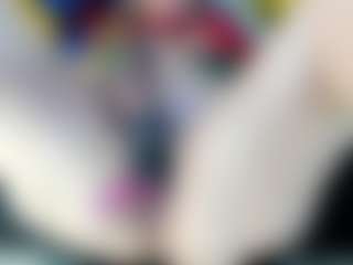 Live cam show with Danna38topless - Blonde Hair MILF on CamClone