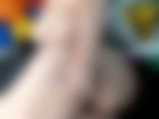 Live cam show with Danna38topless - Public on Fling VIP Chat
