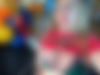 Danna38topless MILF webcam performer live streaming