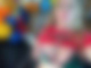 Danna38topless MILF webcam performer live streaming