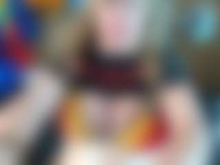 Live cam show with Danna38topless - Ass Bouncing on Mixed Magazine Live