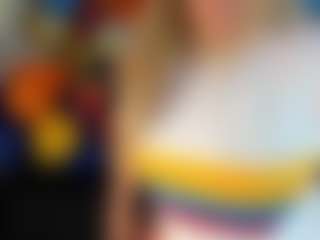 Danna38topless's Live Sex Cam Show