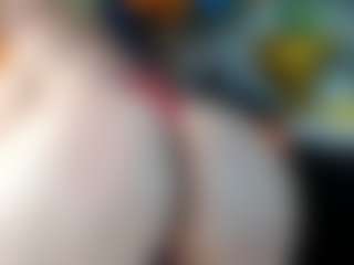 Danna38topless's Live Sex Cam Show