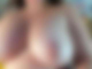 Danna38topless's Live Sex Cam Show