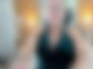 Danna38topless's Live Sex Cam Show