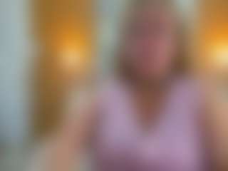 Live cam show with Danna38topless - Grandes Tetas on Cam Slut