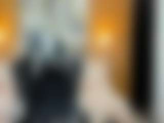 Live cam show with Danna38topless - Trimmed Granny on xplaylive.com