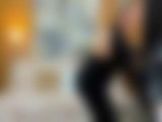 Danna38topless MILF webcam performer live streaming