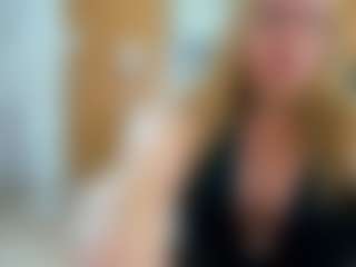 Live cam show with Danna38topless - Role Play on CamClone
