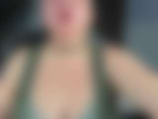 Danna38topless's Live Sex Cam Show