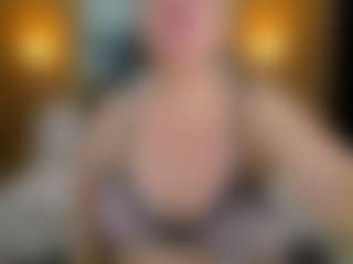 Live cam show with Danna38topless - Squirt Blonde Hair on 1on1-livenow
