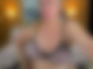 Danna38topless's Live Sex Cam Show