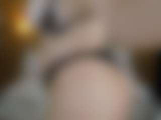Danna38topless's Live Sex Cam Show