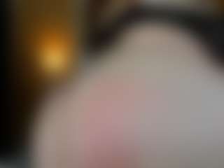 Danna38topless's Live Sex Cam Show