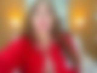 Danna38topless MILF webcam performer live streaming
