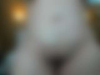 Danna38topless's Live Sex Cam Show