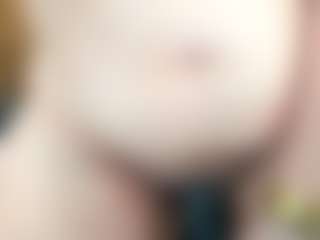 Danna38topless's Live Sex Cam Show