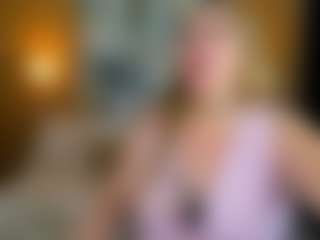 Danna38topless's Live Sex Cam Show