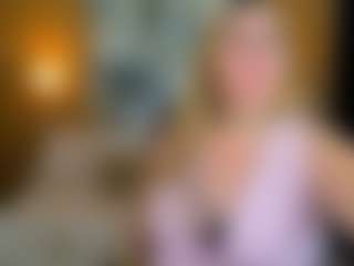 Danna38topless's Live Sex Cam Show