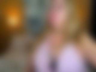 Danna38topless's Live Sex Cam Show