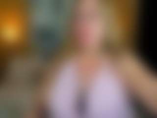 Danna38topless's Live Sex Cam Show