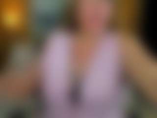 Danna38topless's Live Sex Cam Show