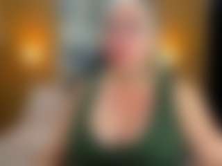 Live cam show with Danna38topless - Squirt Big Tits on Dolls Live