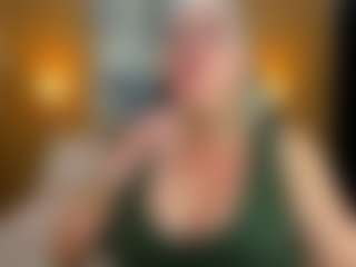 Danna38topless's Live Sex Cam Show