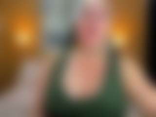 Danna38topless's Live Sex Cam Show