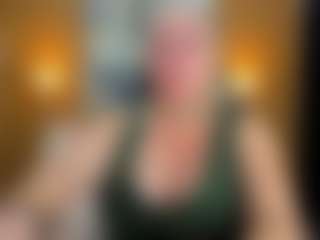 Danna38topless's Live Sex Cam Show