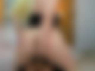 Danna38topless's Live Sex Cam Show