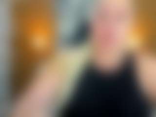 Danna38topless's Live Sex Cam Show