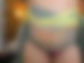 Danna38topless's Live Sex Cam Show