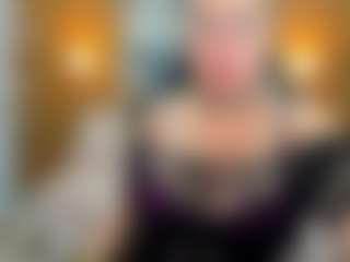 Danna38topless's Live Sex Cam Show