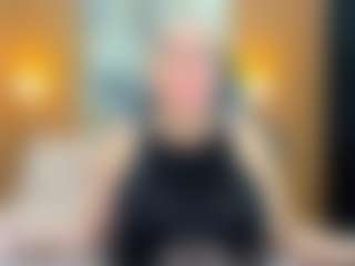 Danna38topless's Live Sex Cam Show