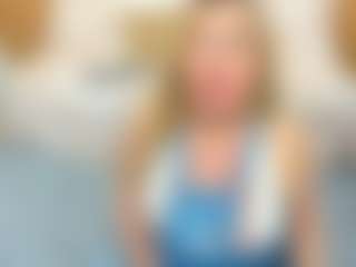 Danna38topless's Live Sex Cam Show