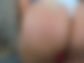 Danna38topless's Live Sex Cam Show