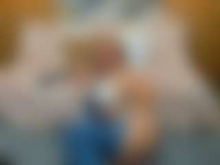 Danna38topless's Live Sex Cam Show