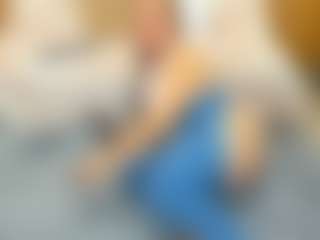 Danna38topless's Live Sex Cam Show