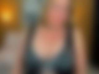Live cam show with Danna38topless - Lingerie on Milfs Live