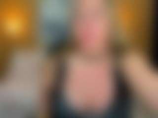 Live cam show with Danna38topless - Granny MILF on CSO-WL