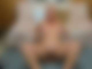 Danna38topless's Live Sex Cam Show
