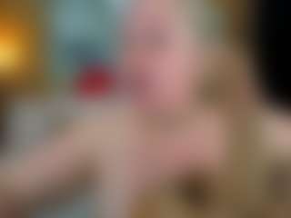 Danna38topless's Live Sex Cam Show