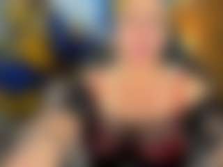 Live cam show with Danna38topless - Grandes Tetas on Milfs Live